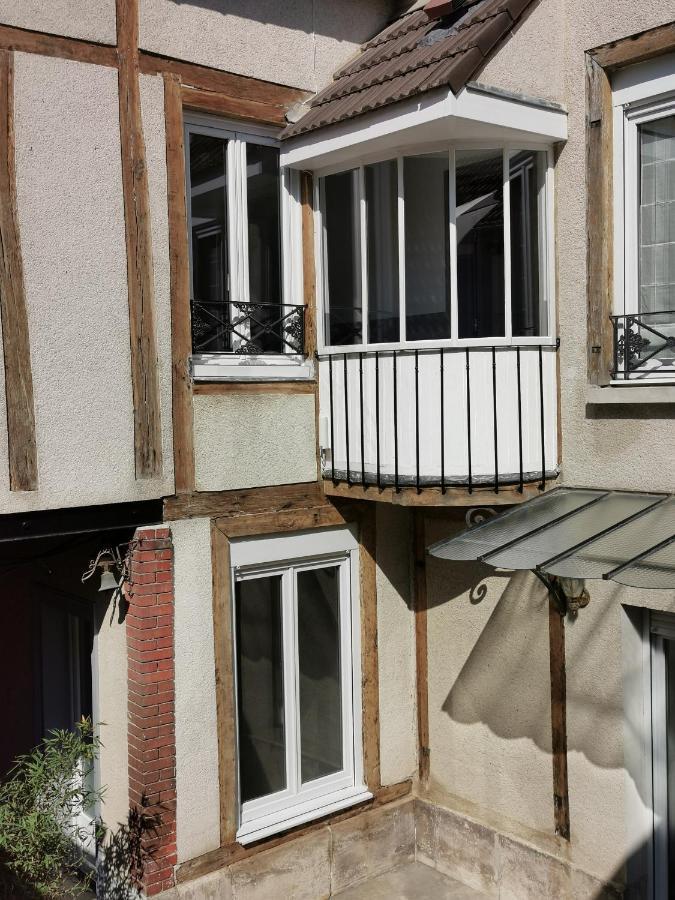 Les Bulles D'Ay - Terrasse Apartment Ay-Champagne Exterior photo